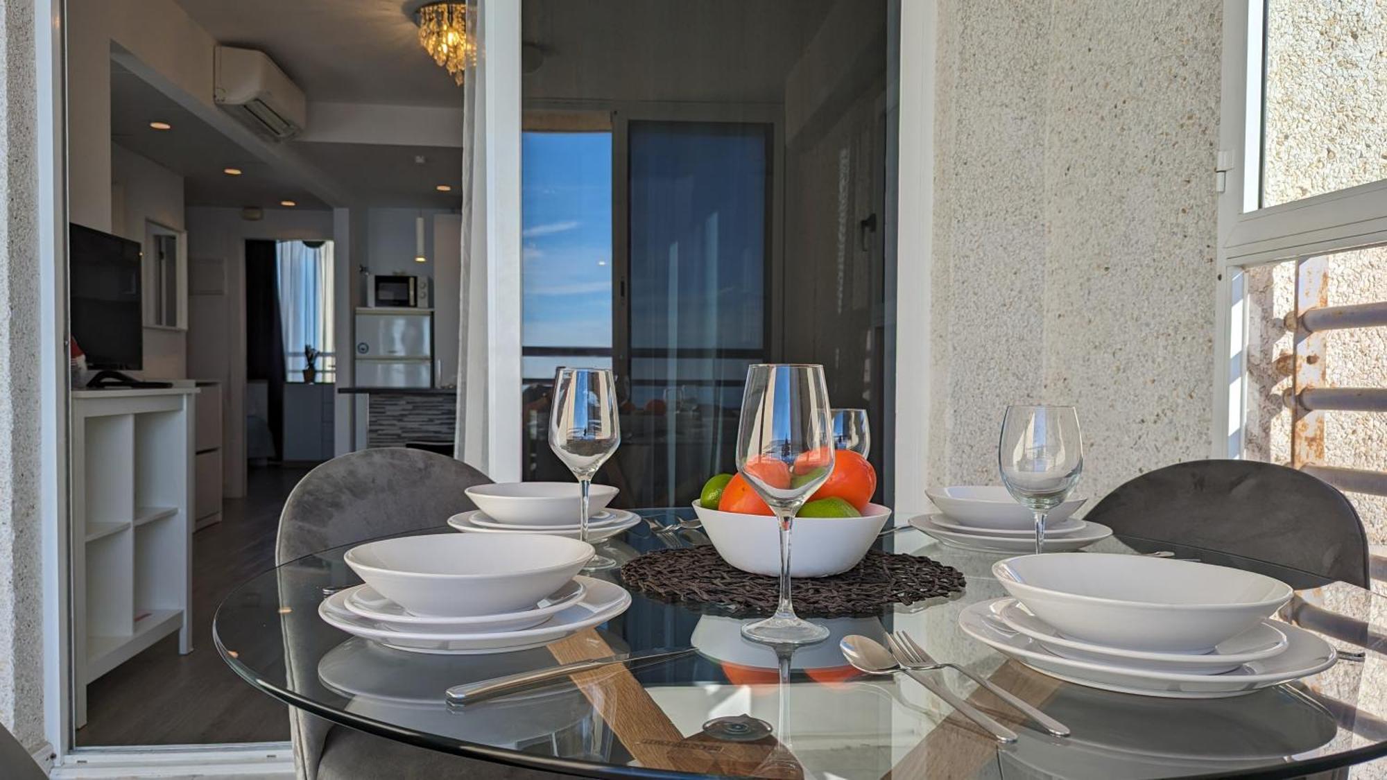 Tropic Mar Sea View Apartments Benidorm Exteriör bild